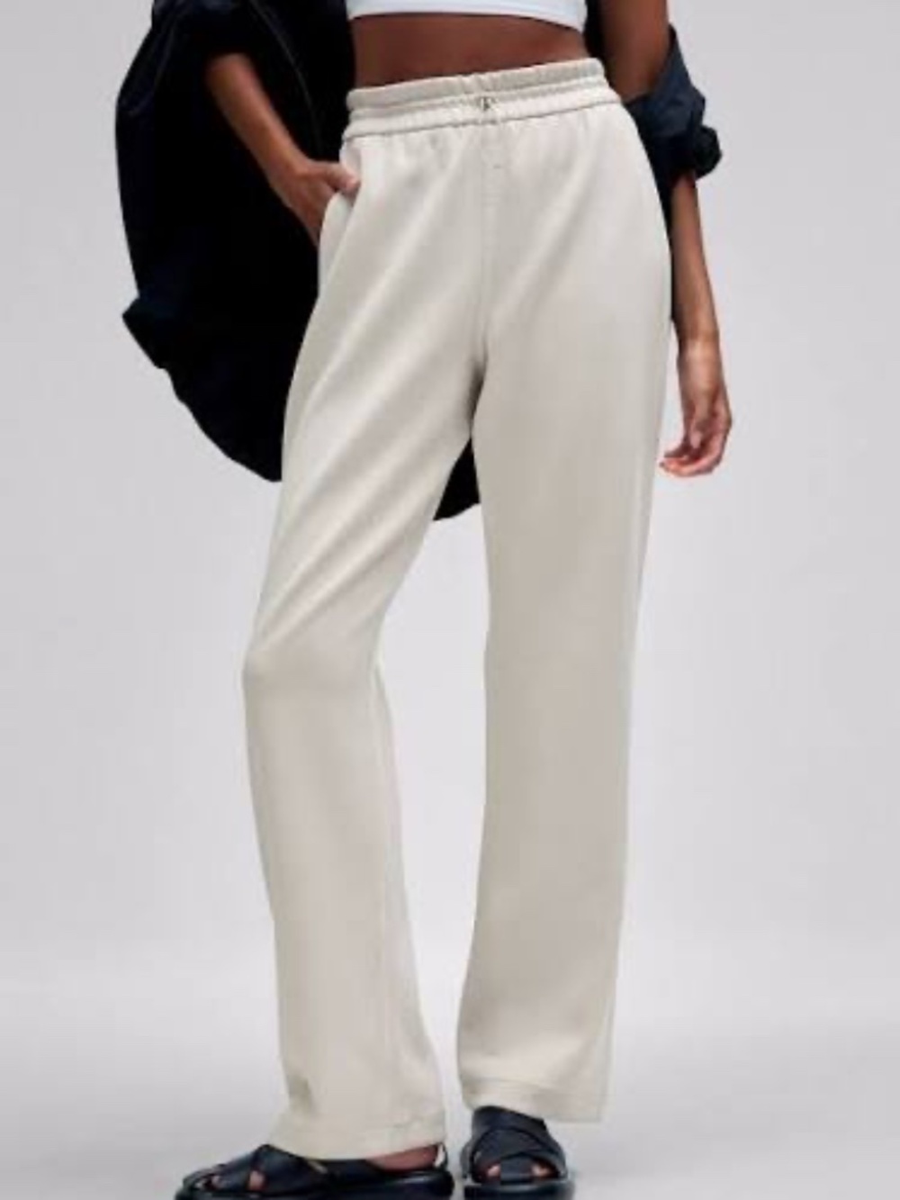 LuLulemon Softstreme High Rise Pant - Size 6 - Ivory - New!
